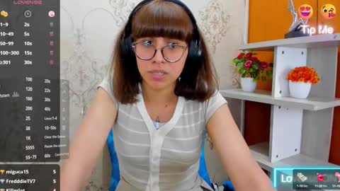 Snapshot of nataly_cloud chatting on March 11, 3:56 pm N A T A L Y online show from March 11, 3:56 pm