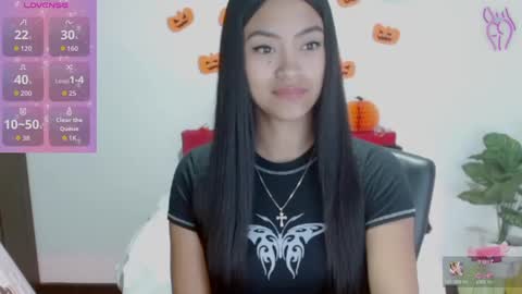 Nataly Escobar online show from October 2, 12:56 pm