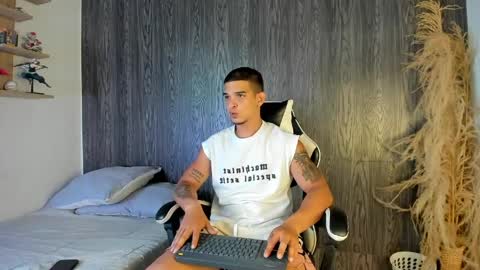 natan_77 online show from April 8, 10:21 pm