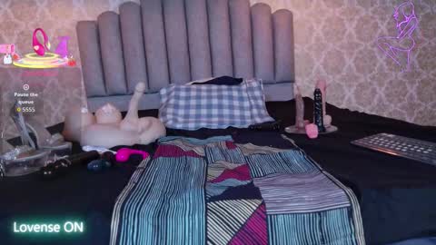 Natasha online show from March 8, 9:40 pm