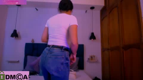 Snapshot of natasha__jackson chatting on January 10, 12:04 pm natasha online show from January 10, 12:04 pm
