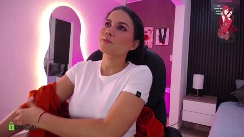 Snapshot of natasha__jackson chatting on October 20, 2:06 pm natasha online show from October 20, 2:06 pm