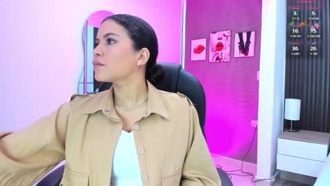 Snapshot of natasha__jackson chatting on November 25, 12:27 pm natasha online show from November 25, 12:27 pm