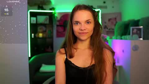 Snapshot of natasha__malkova chatting on December 10, 6:49 pm natasha__malkova online show from December 10, 6:49 pm