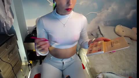 Natasha Bernett online show from February 13, 11:15 pm