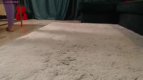 Naty  online show from February 27, 9:15 pm