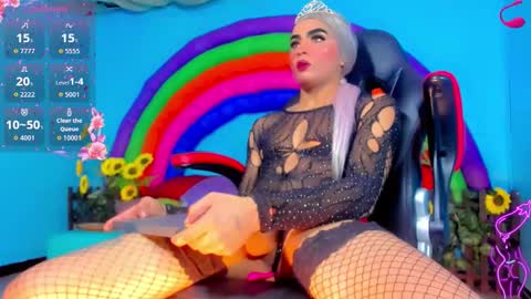 Snapshot of natasha_clifford chatting on October 23, 4:34 am natasha_clifford online show from October 23, 4:34 am