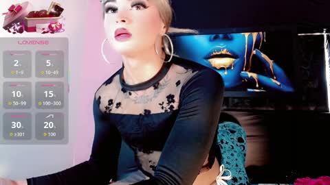 natasha_clifford online show from March 31, 8:42 pm