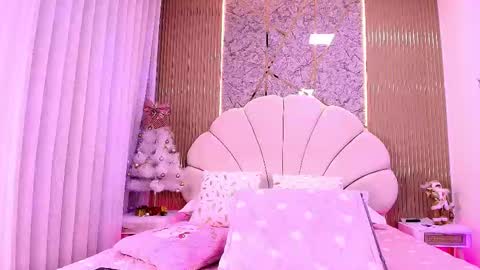 Snapshot of natasha_luna_ chatting on November 28, 7:16 pm Natasha online show from November 28, 7:16 pm