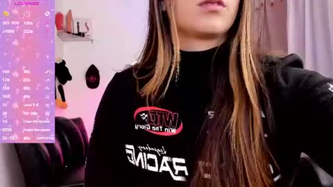 Snapshot of natasha_peach_ chatting on July 17, 12:28 am Natasha online show from July 17, 12:28 am