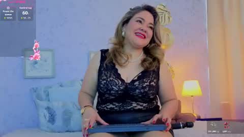 Snapshot of natashablade__ chatting on June 30, 11:55 am Natasha Blade online show from June 30, 11:55 am