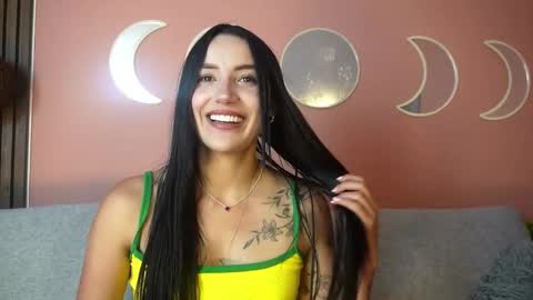 Hello im Natti online show from March 17, 3:59 pm