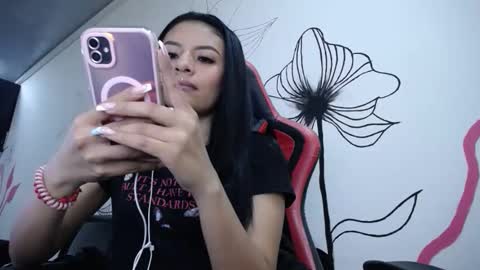 Snapshot of natashax_hot chatting on May 14, 2:24 pm Natashax online show from May 14, 2:24 pm