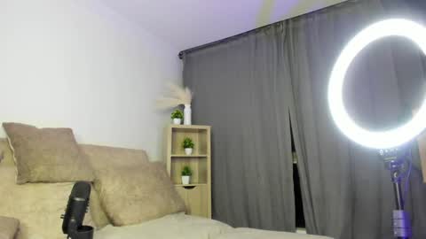 Natasha Independent model online show from January 11, 5:20 am