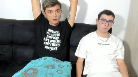 Snapshot of nate_and_milo chatting on June 2, 9:39 pm Nate and Milo online show from June 2, 9:39 pm