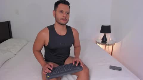 Snapshot of nate_ocean chatting on December 3, 4:25 am Nate Ocean online show from December 3, 4:25 am