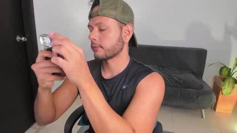 Snapshot of nate_ocean chatting on February 7, 3:12 am Nate Ocean online show from February 7, 3:12 am