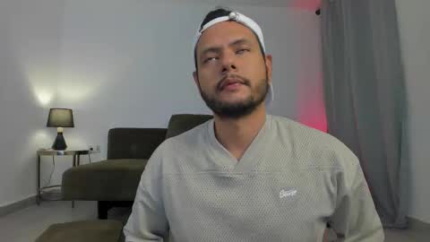 Snapshot of nate_ocean chatting on November 26, 9:54 am Nate Ocean online show from November 26, 9:54 am