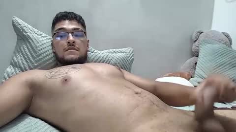 Snapshot of nate_torres chatting on May 17, 2:46 pm Nate torres online show from May 17, 2:46 pm