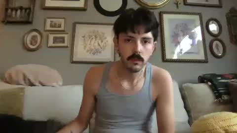 Snapshot of nateless chatting on October 15, 10:54 pm Nate online show from October 15, 10:54 pm