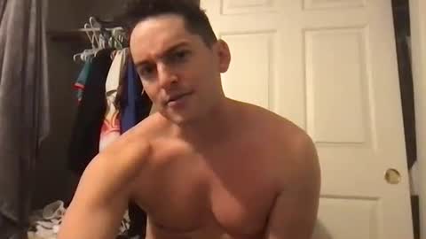 Snapshot of natetheexplorer chatting on October 26, 3:01 am natetheexplorer online show from October 26, 3:01 am