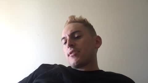 Snapshot of natetheexplorer chatting on May 15, 10:06 pm natetheexplorer online show from May 15, 10:06 pm