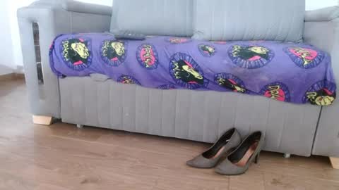 nath_dawson online show from April 18, 4:00 pm