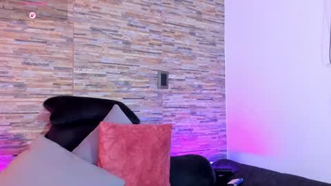 Snapshot of nath_redrex chatting on June 14, 11:18 pm Nath online show from June 14, 11:18 pm