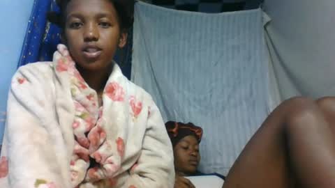 nathalia069 online show from June 19, 2:38 am