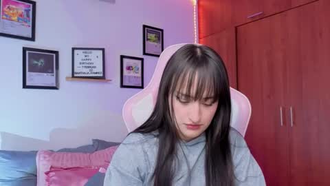 Snapshot of nathalia_ramirez_ chatting on February 10, 3:32 am Nathalia Ramirez online show from February 10, 3:32 am