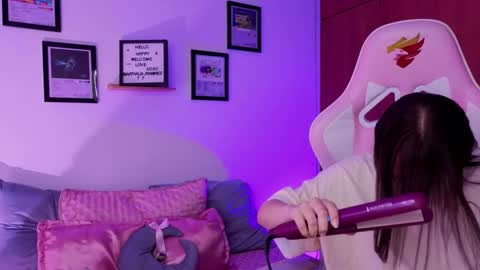 Snapshot of nathalia_ramirez_ chatting on March 1, 2:35 am Nathalia Ramirez online show from March 1, 2:35 am