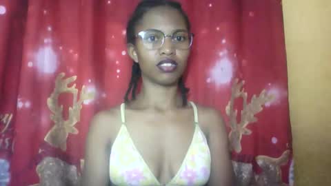 nathalie004 online show from September 24, 8:17 am