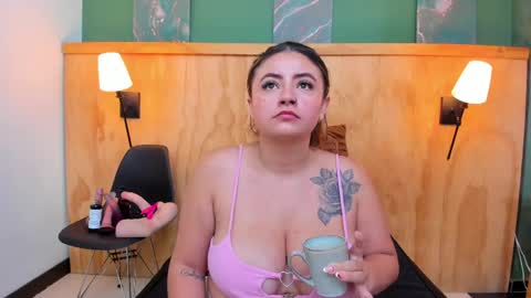 nathalie rossel online show from May 31, 12:12 pm