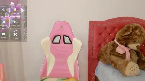 nathaly_evans18 online show from September 12, 2:00 am