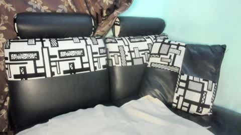 Nathaly online show from March 30, 10:00 pm