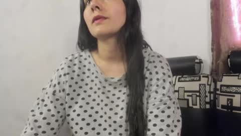 Snapshot of nathaly_love96 chatting on April 28, 10:37 pm Nathaly online show from April 28, 10:37 pm