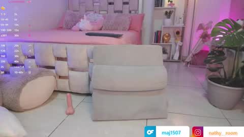    online show from September 25, 2:04 am