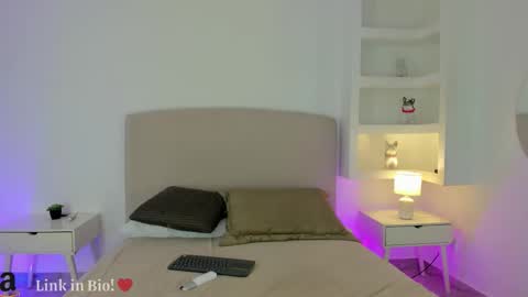 NATHALY  online show from January 7, 10:40 am