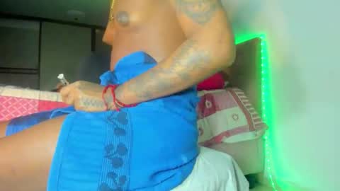 nathalysexi online show from April 2, 7:28 am