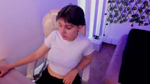 nathalyy_ds online show from October 12, 7:35 pm
