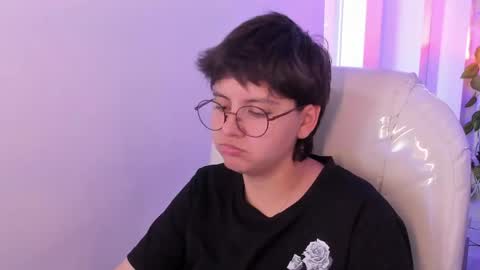 nathalyy_ds online show from April 18, 7:18 pm