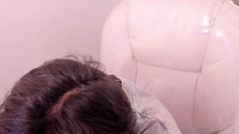 nathalyy_ds online show from July 5, 7:10 pm