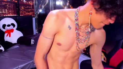 Snapshot of nathan_carson1 chatting on December 10, 4:38 pm nathan_carson1 online show from December 10, 4:38 pm