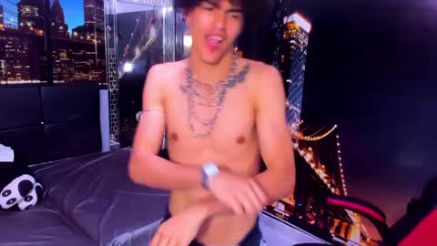 Snapshot of nathan_carson1 chatting on December 10, 7:43 pm nathan_carson1 online show from December 10, 7:43 pm