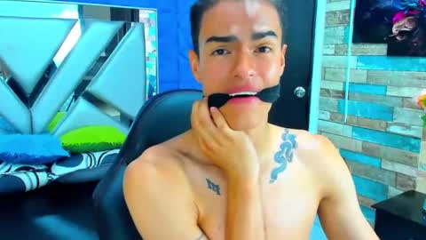 Snapshot of nathan_carson1 chatting on December 13, 5:10 pm nathan_carson1 online show from December 13, 5:10 pm