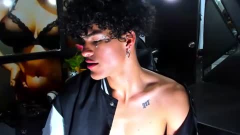 Snapshot of nathan_carson1 chatting on December 31, 3:20 pm nathan_carson1 online show from December 31, 3:20 pm