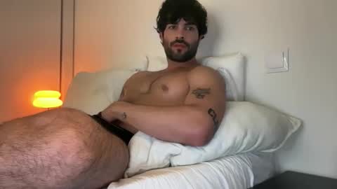 Snapshot of nathan_gael chatting on May 8, 8:25 pm Nathaniel online show from May 8, 8:25 pm