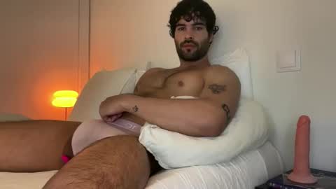 Snapshot of nathan_gael chatting on May 17, 1:29 pm Nathaniel online show from May 17, 1:29 pm