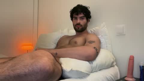 Snapshot of nathan_gael chatting on May 31, 2:13 pm Nathaniel online show from May 31, 2:13 pm