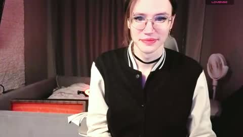 This name is so sexy you cant pronounce it. online show from December 15, 12:26 am